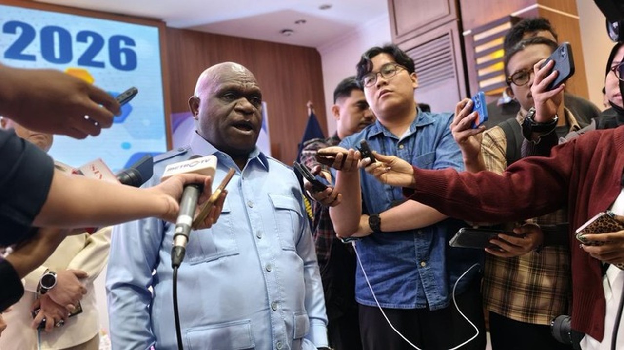 Natalius Pigai Ungkap Cerita ‘Rampas’ Kantor KemenHAM Saat Awal Menjabat