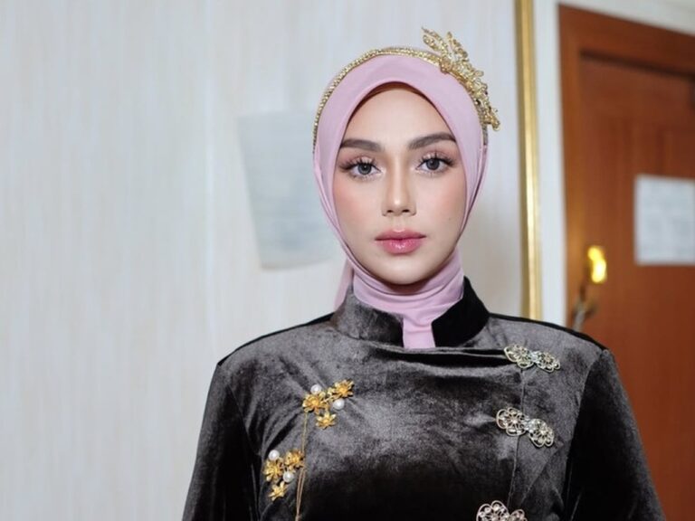 Celine Evangelista Usai Umrah: Mohon Doa yang Baik, Perbaiki Diri, dan Jaga Iman