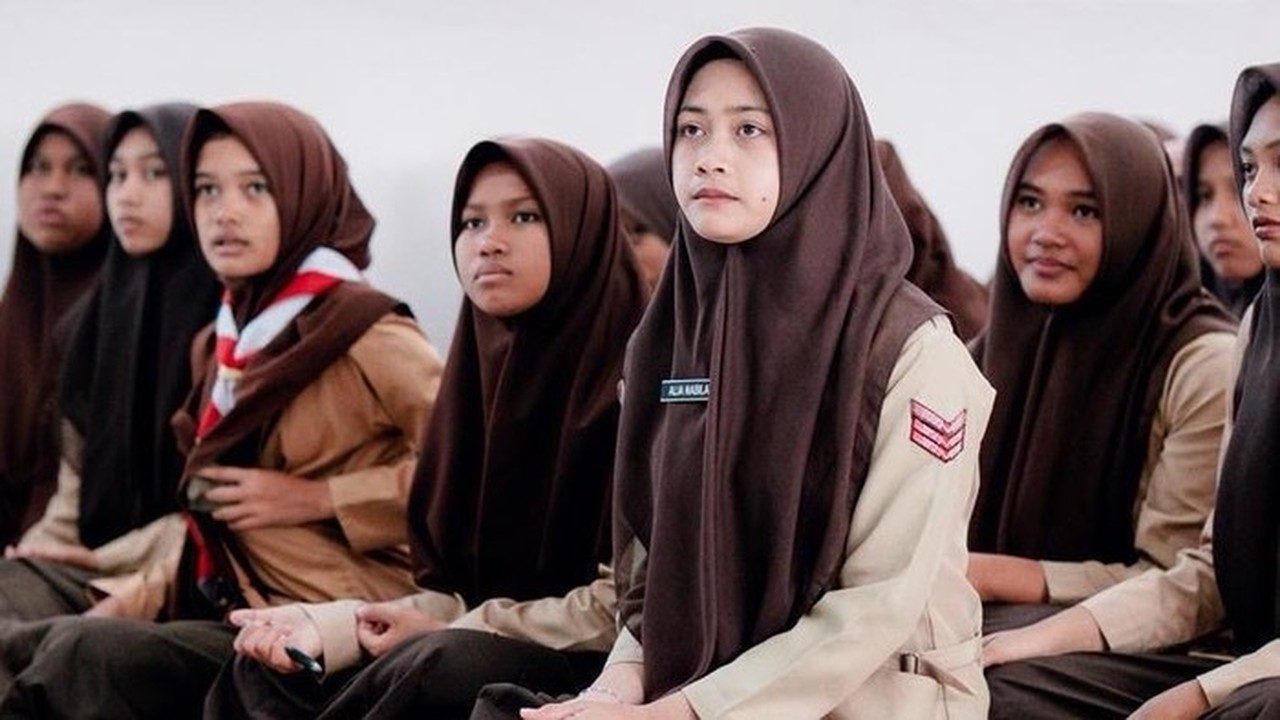 Resmi Diluncurkan 12 Januari, Sekolah Rakyat Rintisan Kini Aktif di 166 Titik Resmi Diluncurkan 12 Januari, Sekolah Rakyat Rintisan Kini Aktif di 166 Titik