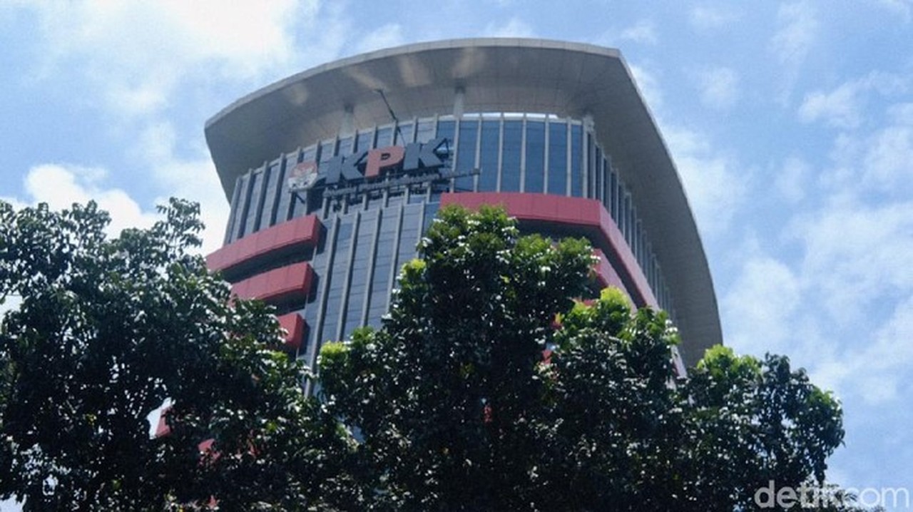 KPK Sita Uang Tunai, Valas, dan Logam Mulia Rp 6 Miliar dalam OTT Pejabat Pajak Jakut KPK Sita Uang Tunai, Valas, dan Logam Mulia Rp 6 Miliar dalam OTT Pejabat Pajak Jakut