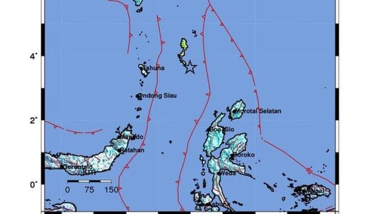 BMKG Koreksi Gempa Sulut M 7,1 Jadi M 6,4, Berpusat di Laut Melonguane