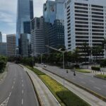 Pramono Anung Tegaskan Larangan Keras Penggunaan Trotoar Sudirman untuk Lapak UMKM