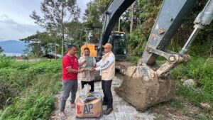 Andre Rosiade Kirim Dua Ekskavator Bantu Normalisasi Kawasan Rawan Bencana Maninjau