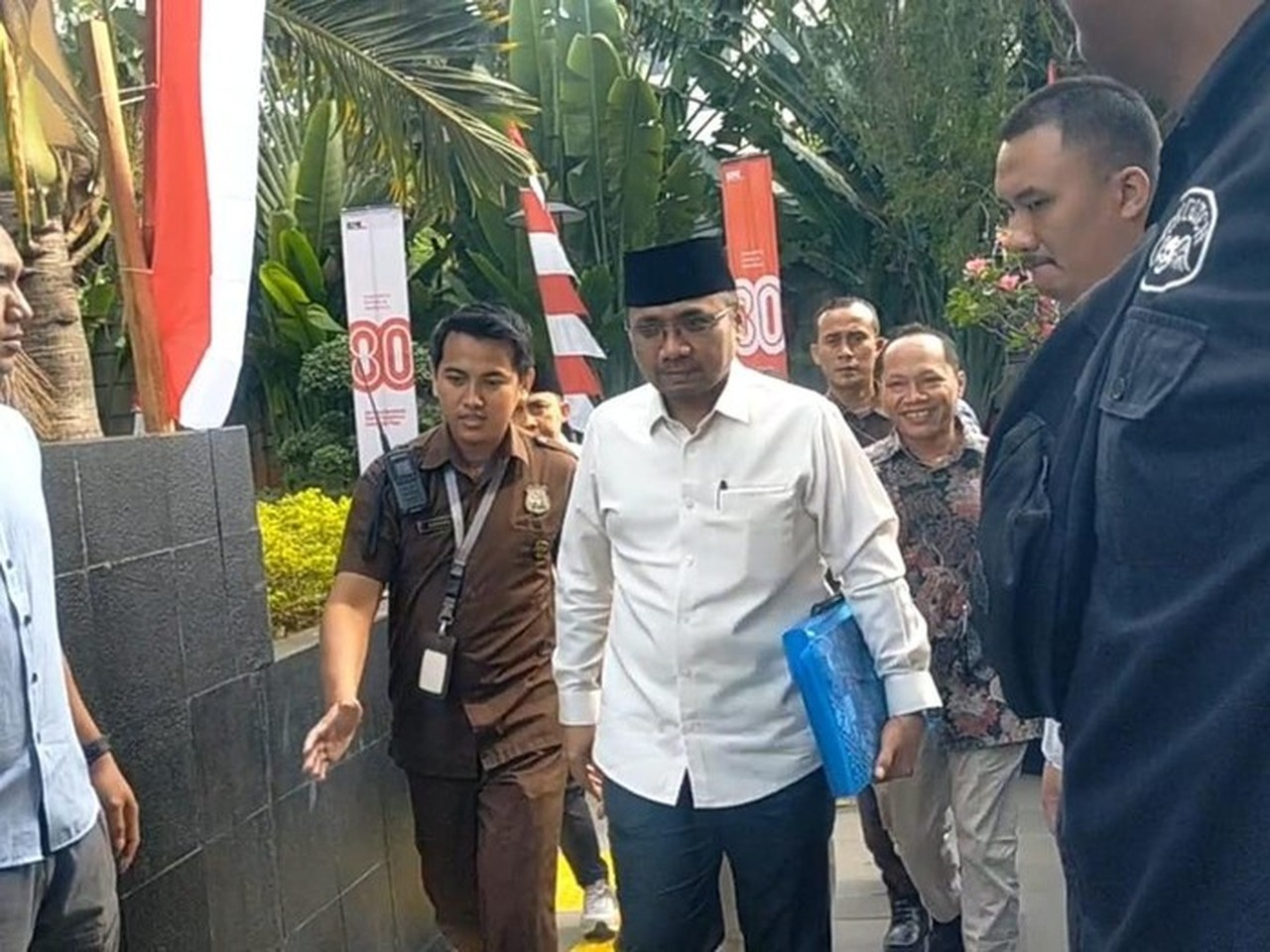 KPK Tetapkan Eks Menag Yaqut Tersangka Kasus Korupsi Kuota Haji 2024 KPK Tetapkan Eks Menag Yaqut Tersangka Kasus Korupsi Kuota Haji 2024