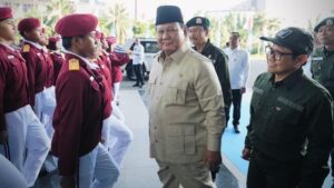Presiden Prabowo Tunjukkan Perhatian Mendalam pada Siswa Sekolah Rakyat: Pesan Personal hingga Dukungan Keluarga