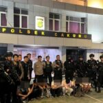 Polisi Jaktim Gagalkan Tawuran, Sita Samurai dan Celurit dari 7 Remaja