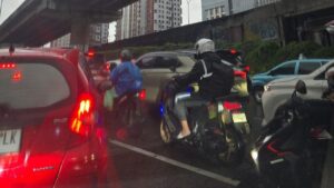 Macet Parah Exit Tol Antasari Arah Blok M, Pengendara Terjebak Satu Jam Lebih