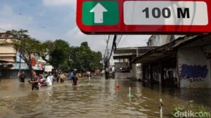 15 Titik di Kabupaten Tangerang Terendam Banjir Akibat Hujan Lebat Disertai Angin Kencang