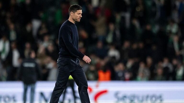 Real Madrid Pecat Xabi Alonso Usai Kalah dari Barcelona di Piala Super Spanyol Real Madrid Pecat Xabi Alonso Usai Kalah dari Barcelona di Piala Super Spanyol