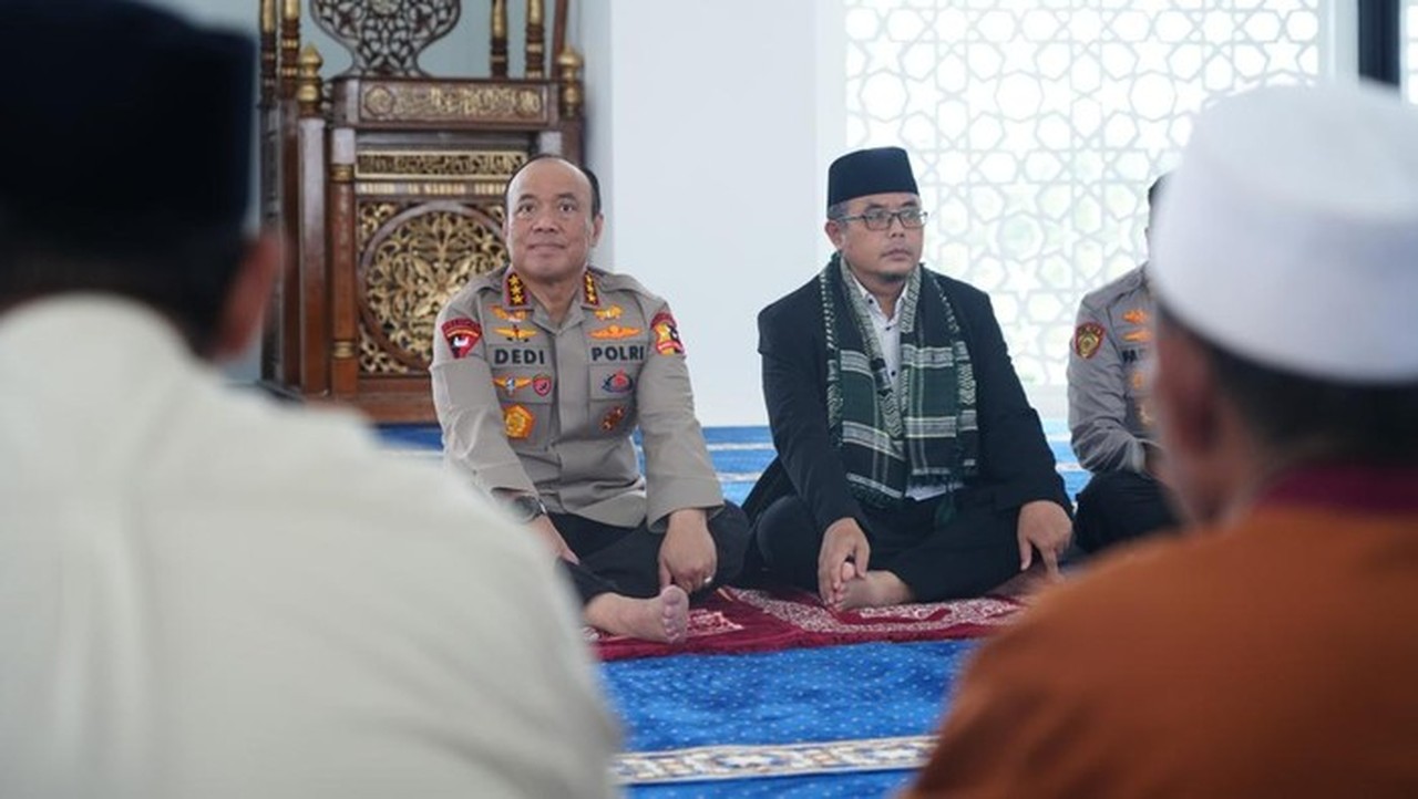 Kades Cibinong Sambut Pembangunan SMA Kemala Taruna Bhayangkara, Wakapolri Tinjau Langsung Kades Cibinong Sambut Pembangunan SMA Kemala Taruna Bhayangkara, Wakapolri Tinjau Langsung