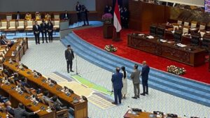 Bias Layar Resmi Dilantik Jadi Anggota DPR Gantikan Mukhtarudin Lewat PAW