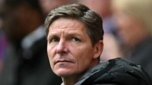 Oliver Glasner Tegaskan Fokus pada Crystal Palace, Tolak Rumor Manchester United