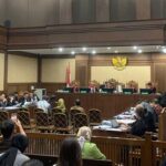 Hakim Mendesak Penangkapan Jurist Tan, Eks Stafsus Nadiem, dalam Kasus Korupsi Rp 2,1 Triliun
