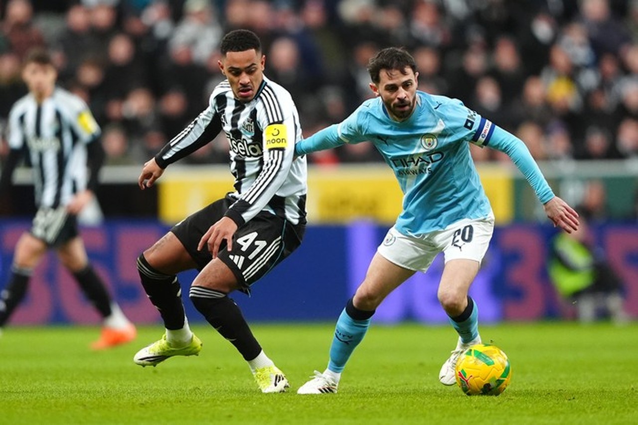 Pep Guardiola Berharap Bernardo Silva Bertahan di Manchester City Hingga Abad Mendatang