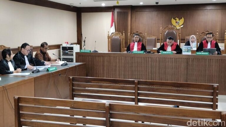 Emirsyah Satar Ajukan PK Kasus Korupsi Pesawat Garuda, Bawa Dua Novum Penting Emirsyah Satar Ajukan PK Kasus Korupsi Pesawat Garuda, Bawa Dua Novum Penting