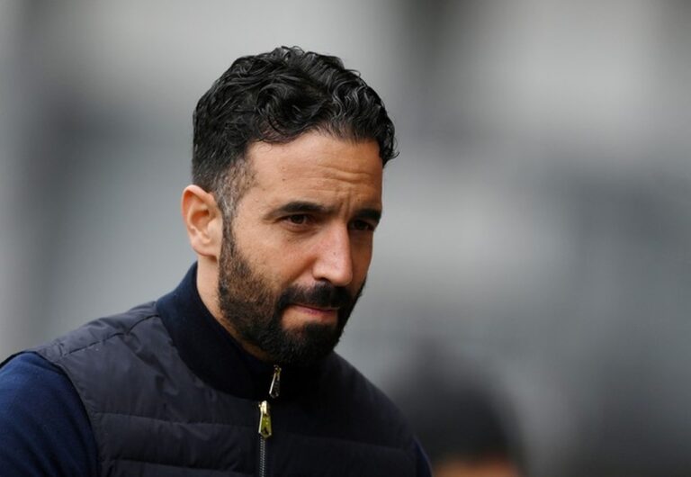 Ruben Amorim Bungkam Saat Tiba di Portugal Usai Dipecat Manchester United