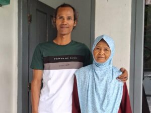 32 Tahun Terpisah, Zainuddin Akhirnya Bertemu Ibu di Cilacap Berkat Unggahan Media Sosial