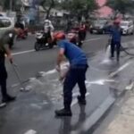 Minyak Tumpah di Margonda Depok Sebabkan Sejumlah Pemotor Terjatuh