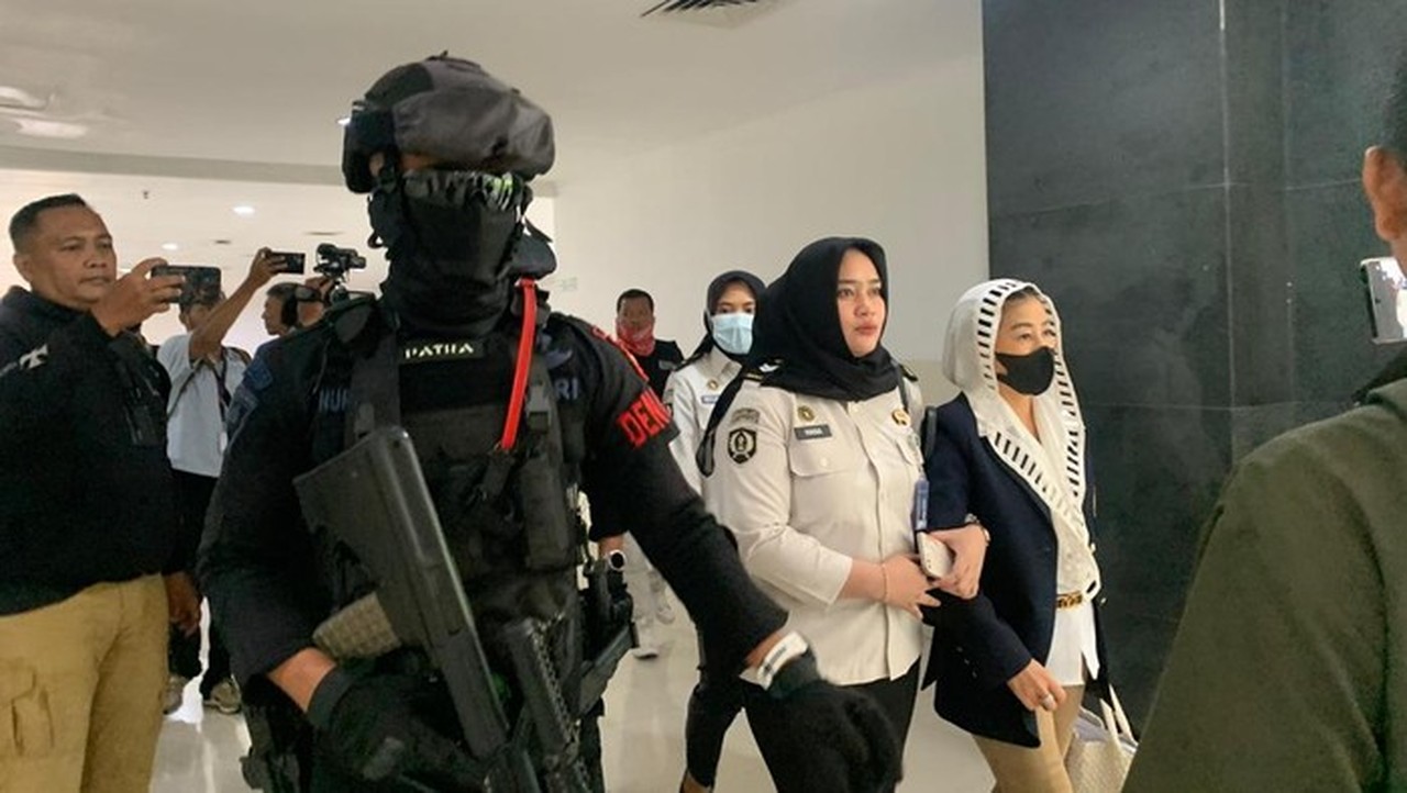 Wanita Emas Ajukan Upaya Hukum Kedua, Berharap Bebas dari Vonis Korupsi Wanita Emas Ajukan Upaya Hukum Kedua, Berharap Bebas dari Vonis Korupsi