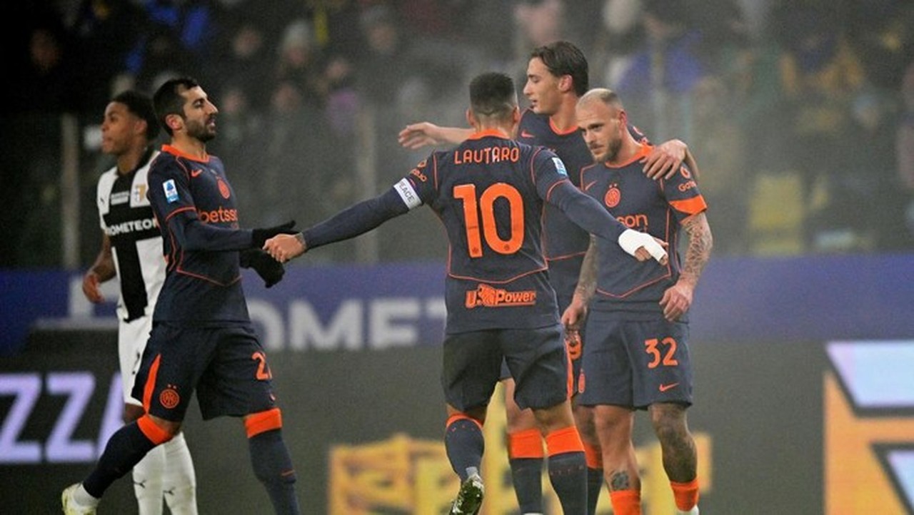 Inter Milan Kokoh di Puncak Klasemen Serie A Usai Taklukkan Parma 2-0 Inter Milan Kokoh di Puncak Klasemen Serie A Usai Taklukkan Parma 2-0