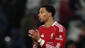 Liverpool Tanpa Ekitike? Slot Akui Striker Top Skor Belum Pulih Total