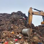 Gunungan Sampah di Pasar Induk Kramat Jati Mulai Diangkut, 10 Armada Dikerahkan