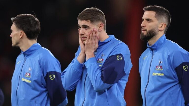 Krisis Tottenham Hotspur: Pemain Ribut dengan Fans, Kritik Manajemen, Performa Menurun Drastis Krisis Tottenham Hotspur: Pemain Ribut dengan Fans, Kritik Manajemen, Performa Menurun Drastis