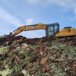 Gunungan Sampah di Pasar Kramat Jati Mengancam Kesehatan dan Omzet Pedagang