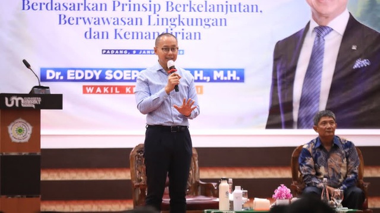 Waka MPR Eddy Soeparno Dorong Mitigasi Krisis Iklim di Kampus Muhammadiyah Sumbar Waka MPR Eddy Soeparno Dorong Mitigasi Krisis Iklim di Kampus Muhammadiyah Sumbar