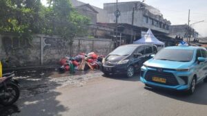 Sampah Tangerang Selatan Menumpuk Lagi, Pemkot Alihkan ke Cileungsi Setelah Ditolak Serang