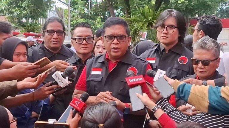 PDIP Terbitkan Surat Edaran Larangan Korupsi, Sanksi Tegas Pecat Kader PDIP Terbitkan Surat Edaran Larangan Korupsi, Sanksi Tegas Pecat Kader